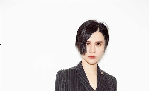 明星黑料网,明星黑料网背后的真相与影响-第2张图片-51吃瓜官网-51黑料平台