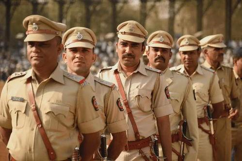 军官吃瓜合集,揭秘军营里的趣味瞬间-第3张图片-51吃瓜官网-51黑料平台