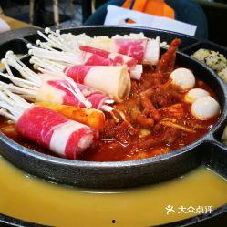 大瓜吃炸鸡火锅,炸鸡火锅，味蕾狂欢之旅-第2张图片-51吃瓜官网-51黑料平台