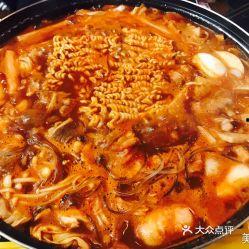 大瓜吃炸鸡火锅,炸鸡火锅，味蕾狂欢之旅-第3张图片-51吃瓜官网-51黑料平台