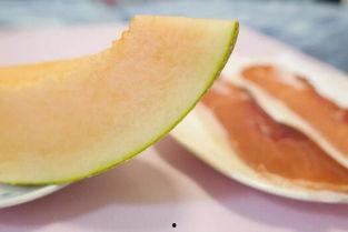 吃蜜瓜配带鱼,夏日海鲜甜品新体验-第1张图片-51吃瓜官网-51黑料平台 吃蜜瓜配带鱼,夏日海鲜甜品新体验-第1张图片-51吃瓜官网-51黑料平台